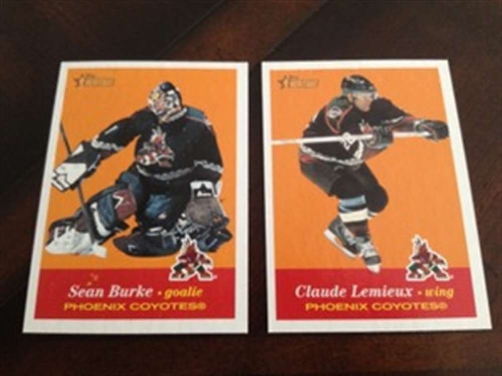 2001-02 Topps Heritage Phoenix Coyotes Team Set 2 Cards MINT